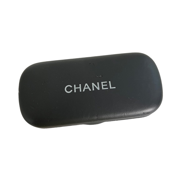 Chanel CC Logo Quilted Frame Sunglasses - Picture 8 of 8